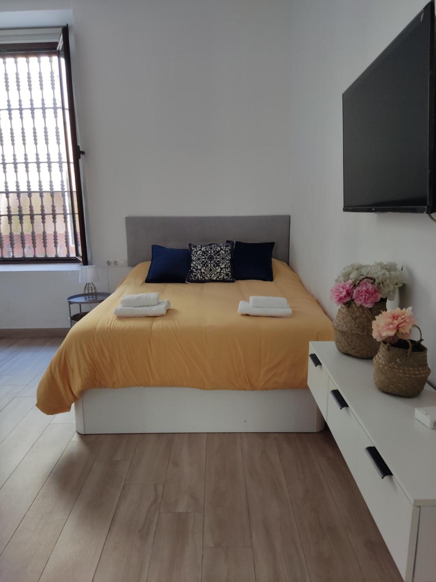 Estudio Moderno Con Opcion De Garaje Apartment Seville Exterior photo